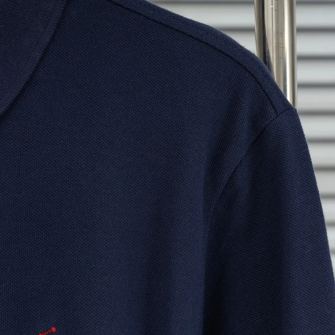 P240 top version (different currencies) You can scan the code to enter the official website Style: Ralph Lauren POLO Ralph Lauren small label embroidery knitted old money style lapel long-sleeved POLO Color: Picture color Size: S-XL Fabric: Pure cotton Accessories: Full set of customized accessories No gender distinction, same style for men and women